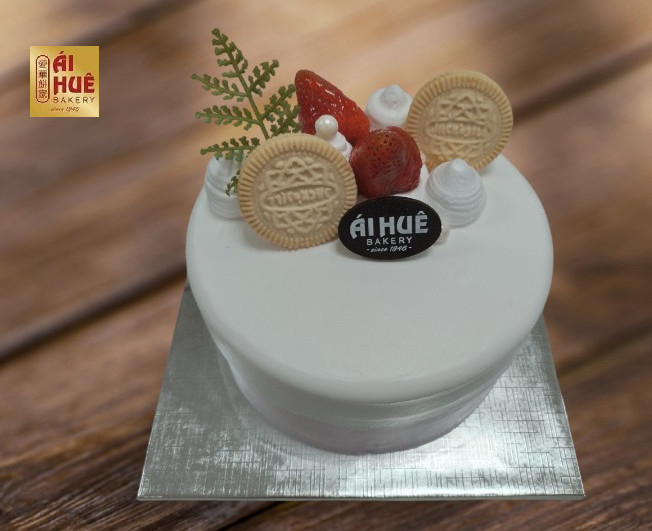 BÁNH KEM CHANT TRÁI CẬY - NHÂN DÂU TẰM